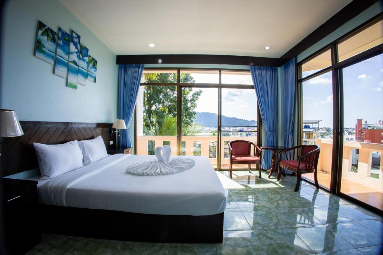 Riviera Patong Hotel Luaran gambar